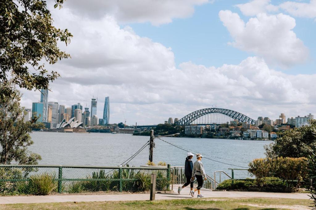 Cremorne Point Manor Hotel Sydney Bagian luar foto